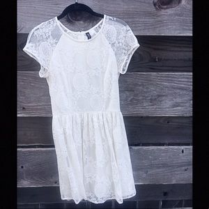 H&M White Floral Lace Dress